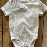 Hey Hi Hello Onesie | 6-9 mo | Cloud Island