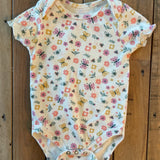 Floral Onesie | 6-9 mo