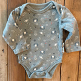 Universe Onesie | 0-3 mo | Petit Béguin