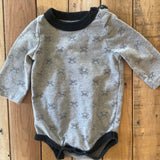 Gray "Skull" Onesie | 0-3 mo | Circo