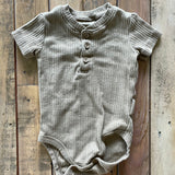 Beige Onesie | 6-9 months | Mac & Moon