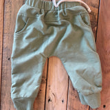 Green Sweats | 6-9 mo