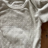 Light Gray Polkadots Onesie | 12-18 mo | Carter's